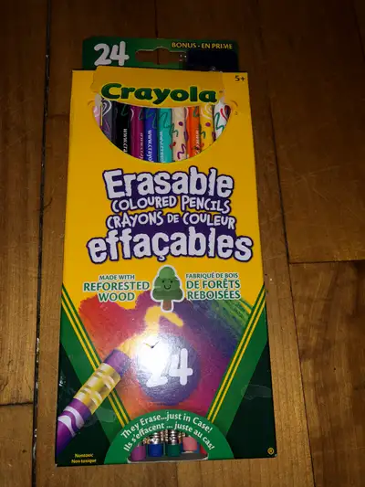 Crayola 24 erasable coloured pencils/crayons de couleurs