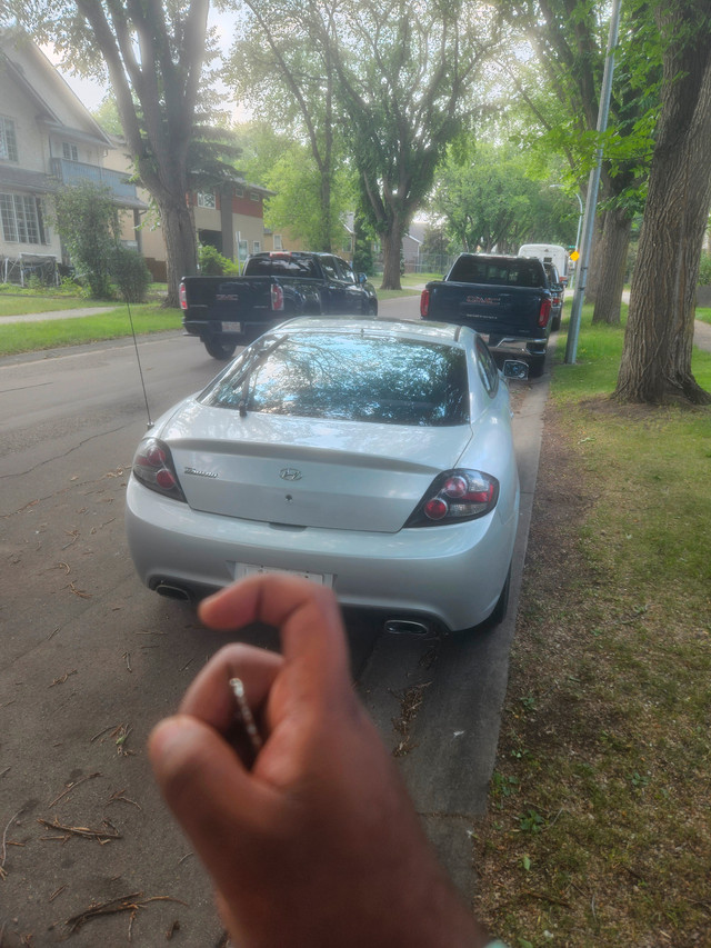 Hyundai tiburon  coup for sale! in Cars & Trucks in Edmonton - Image 4
