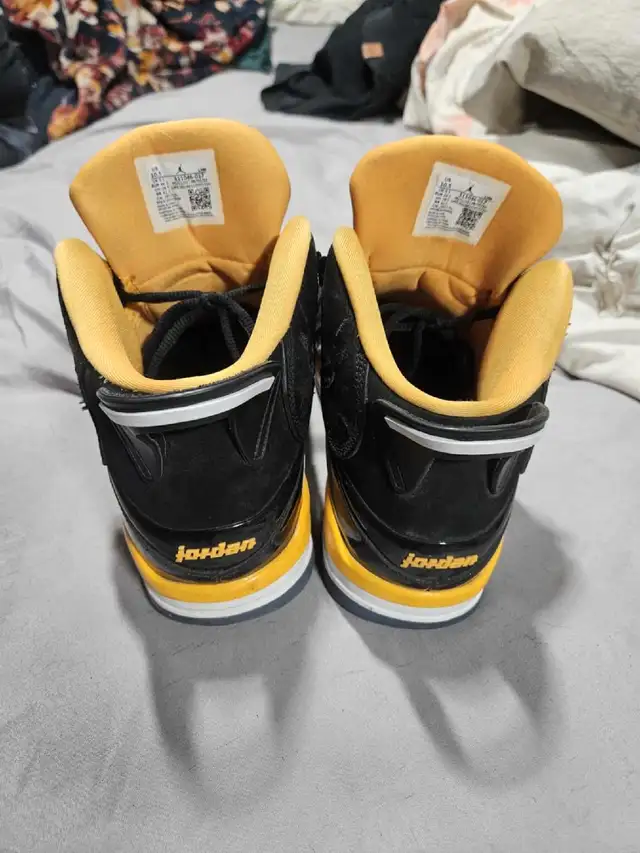 Mens Jordans in Men's Shoes in Trenton - Image 4