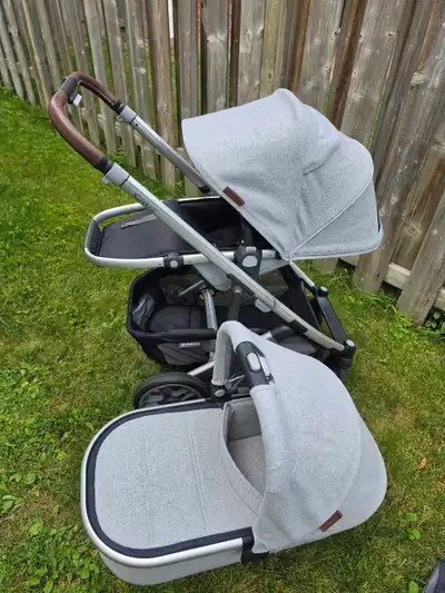Uppababy Cruz V2 stroller and V2 bassinet , View more