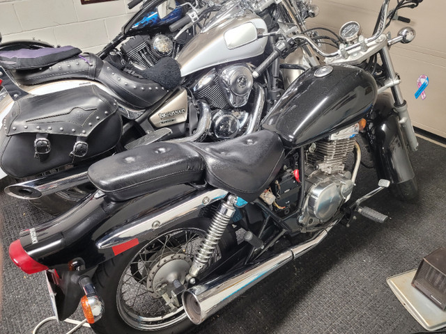 2007 Suzuki GZ250 for sale in Street, Cruisers & Choppers in City of Toronto - Image 4