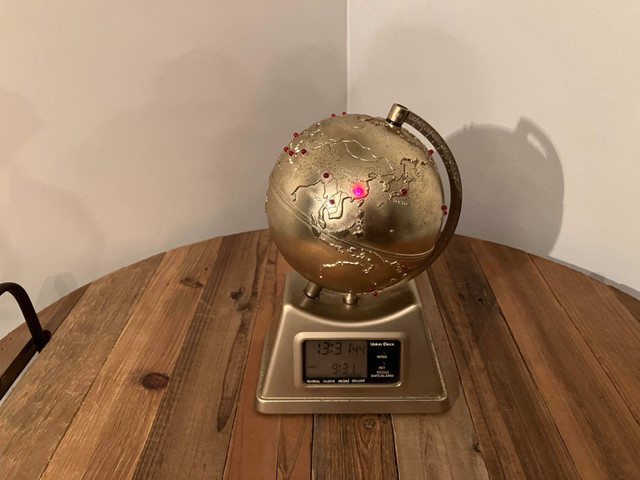 Vintage - Cadran Global Clock Mini Deluxe dans Appareils électroniques  à Longueuil/Rive Sud