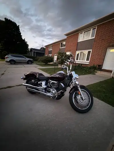 2007 Yamaha V Star 1100 Classic – Vance & Hines Slip-Ons & 10 inch apes Selling my 2007 Yamaha V Sta...