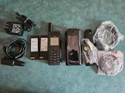 I am selling a used Iridium 9555 satellite phone. It is in excellent condition, barely used. Comes w...