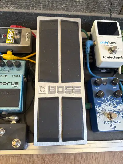 BOSS FV500l volume pedal , View more