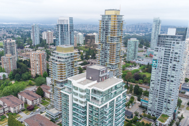 2bd and 2bth 12 floor unfurnished condo by Metrotown in Long Term Rentals in Burnaby/New Westminster - Image 2
