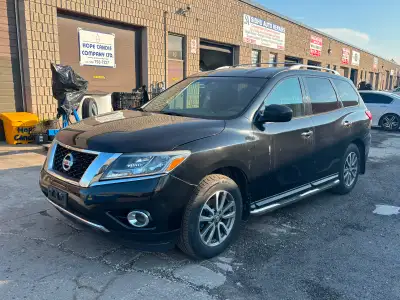 2015 Nissan Pathfinder Mileage: 181421km Has a transmission problem Other than the transmission prob...