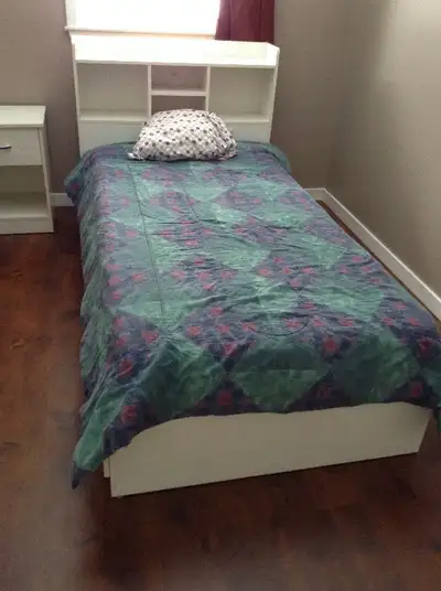 Libre Immédiatement!! Chambre a louer à court terme dans la region D' Edmundston. chauffer , eclaire...