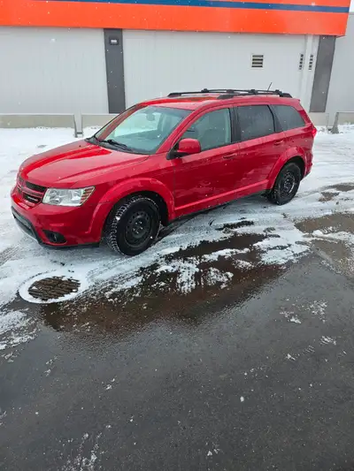 2013 Dodge Journey Rt with 269000 km very clean