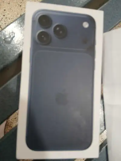 selling a iphone 17 pro max, View more