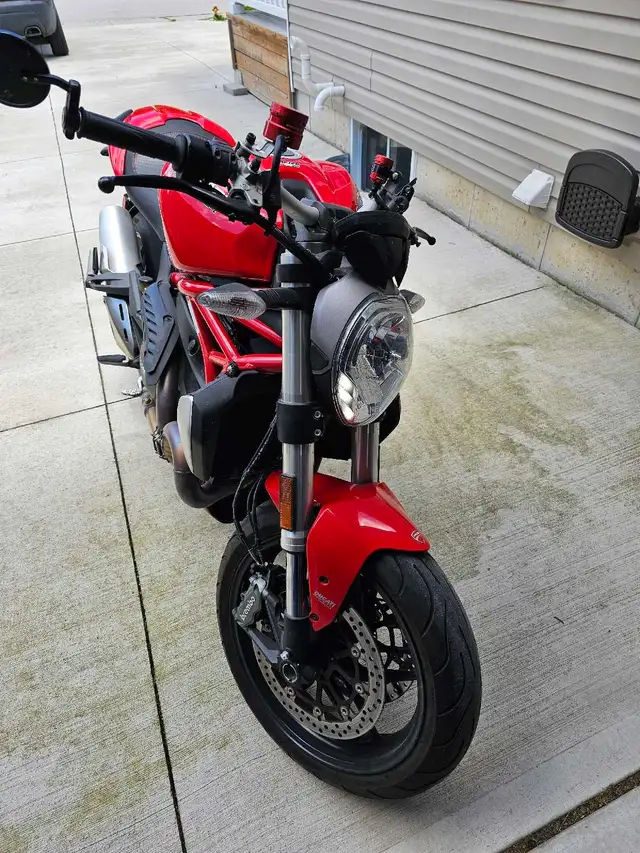 ducati monster 1200 in Sport Touring in Woodstock - Image 6