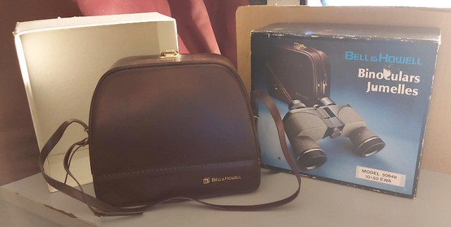BELL & HOWELL BINOCULARS 10X50 EWA w/ Box and Carrying Case in Other in Brantford