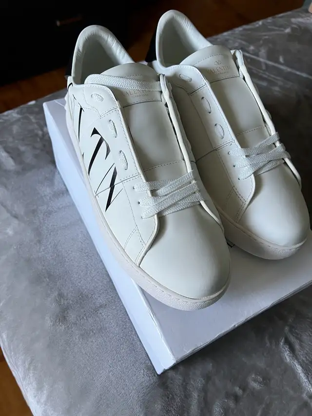Valentino Mens Shoes Size 11 in Men's Shoes in Markham / York Region - Image 5