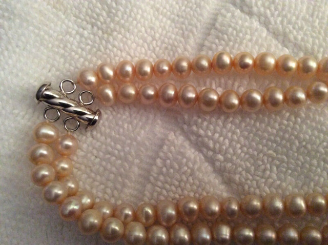 2 strands genuine freshwater pearl and gemstone necklace in Jewellery & Watches in Kingston - Image 3