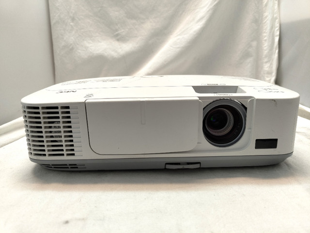 NEC NP-M300W 3LCD WXGA Conference Room Projector 3000Lumens HDMI in General Electronics in City of Toronto