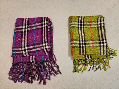 2 soft, plaid scarves, never used.
