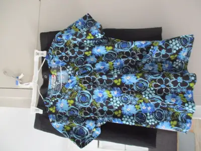 haut uniforme très léger tons de bleu, gr. medium, View more