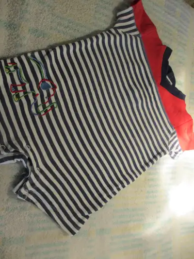 Une-pièce d'été 6-9 mois (C211), View more