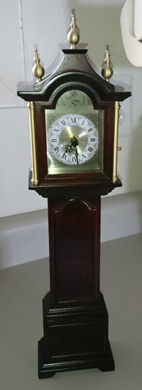 The Bombay Company 2001 Miniature 16" Grandfather Clock