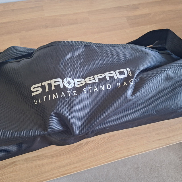 STROBEPRO boom and bag + light stands in Cameras & Camcorders in Calgary - Image 2