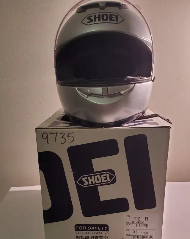 SHOIE Helmet XL in Motorcycle Parts & Accessories in Mississauga / Peel Region - Image 5