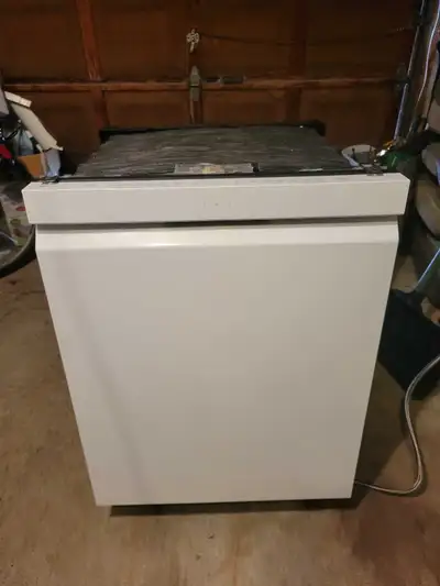 lave-vaisselle dishwasher, View more
