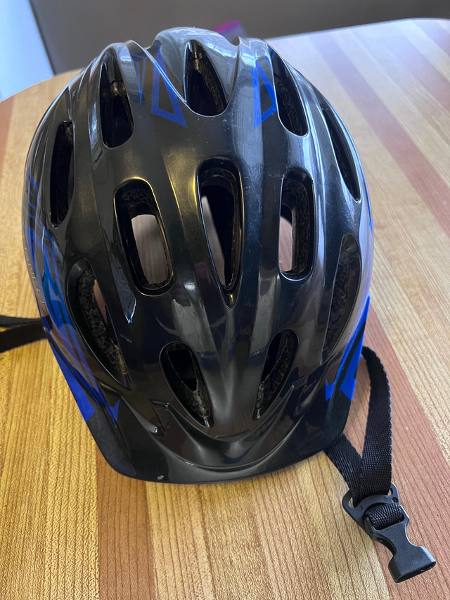 Kids Bike Helmet 51-55 cm in Kids in Edmonton - Image 3