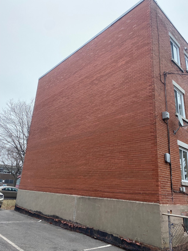 Brick and cement work  dans Briquetage, maçonnerie et béton  à Ville de Montréal - Image 2