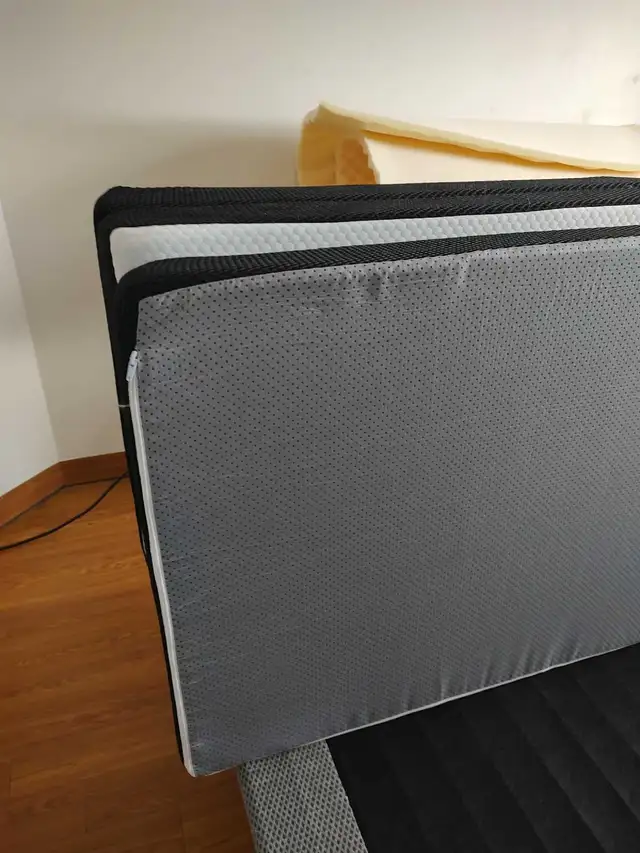 Matelas simpleXL pliant in Beds & Mattresses in Sherbrooke - Image 4