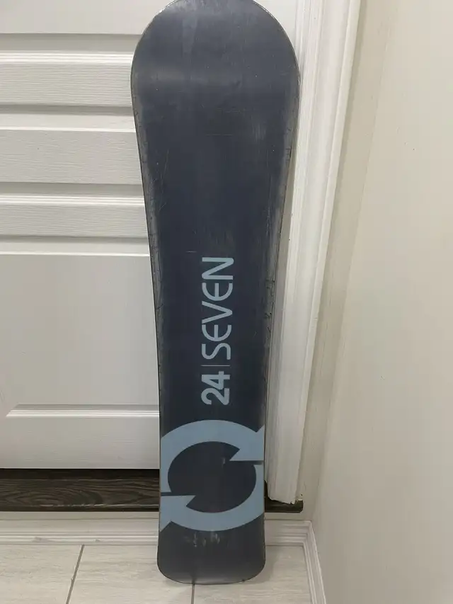 Rossignol Snowboard/Burton , 24/7, W boots Sz9, helmet, bag in Snowboard in Oakville / Halton Region - Image 7
