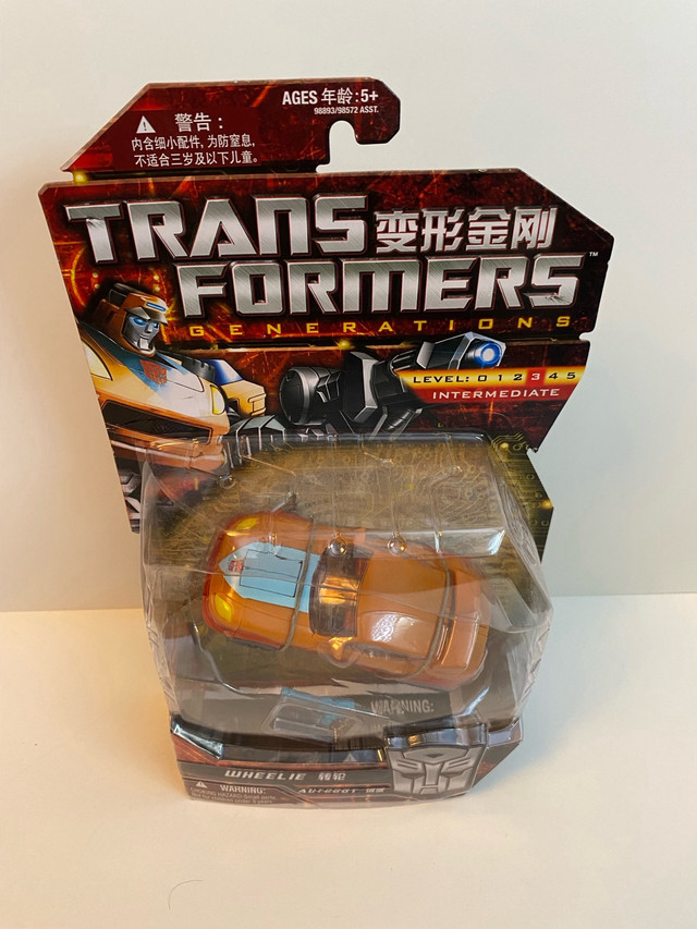 Transformers CHUG Hasbro Takara Generations 3rd Party New in Toys & Games in Markham / York Region - Image 4