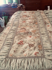 Bedspread, curtains set