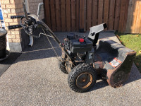 Murray Select 10/27 Gas Snowblower With Electric Start.