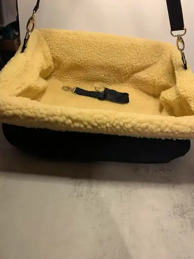 Deluxe pet car seat 14x12x7, View more