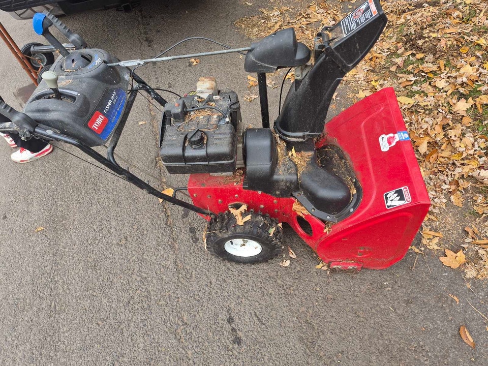 snowblower toro power max | Snowblowers | Ottawa | Free local ...