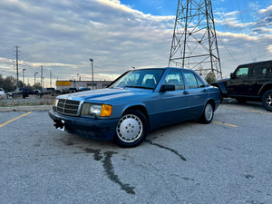 1989 Mercedes-Benz E-Class 190