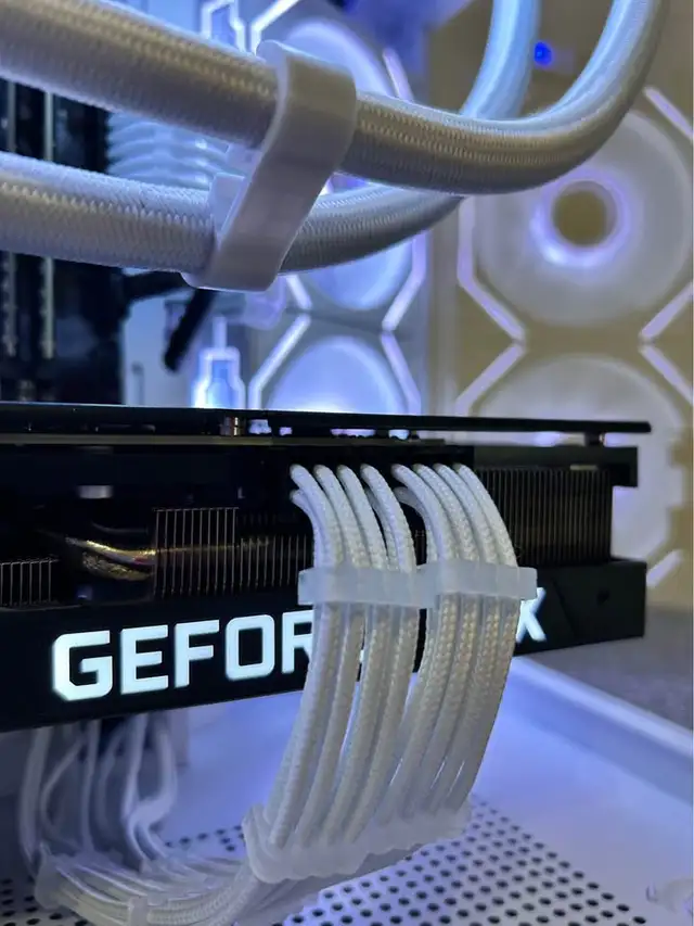 RTX 3080 | RYZEN 5 5600X | 32gb | 1TB | Water cooled GAMING PC in Desktop Computers in City of Toronto - Image 7
