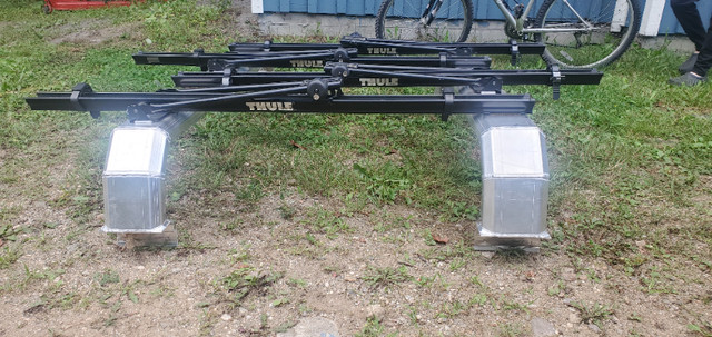 Custom Rack  Support  pour Vélo ou tenteTacoma 2018/Bike Rack in Other in Gatineau