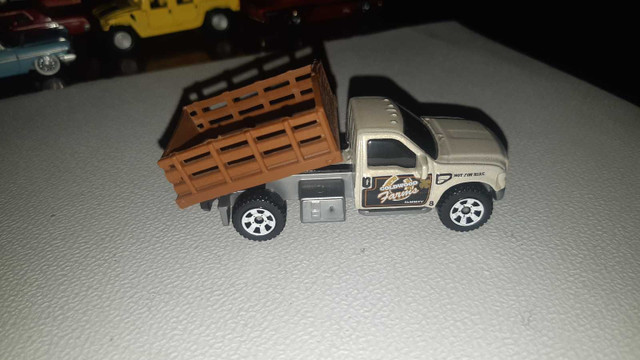 Ford F-350 loose Matchbox mint condition  in Toys & Games in Guelph