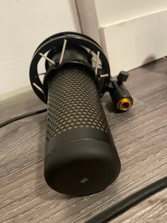 HyperX QuadCast S65183691354242122