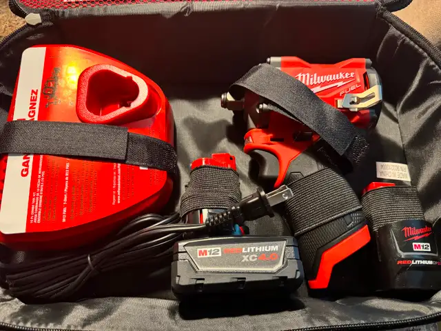 MILWAUKEE M12 FUEL 1/2 IMPACT SET628632804222751223