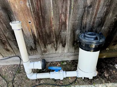 Pool skimmer with inline shutoff valve, View more