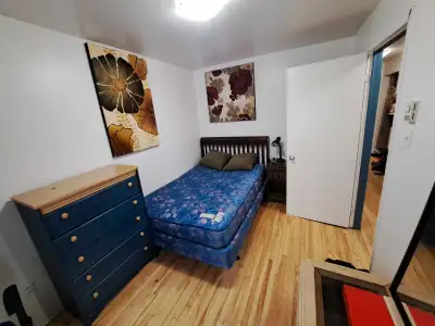 chambre privee meublee a louer dans un 41/2