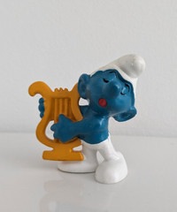 Harp Smurf 20070 Vintage Music Figure                           