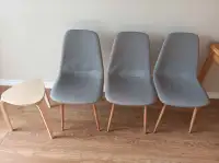 Table bon état + chaises tres bon état