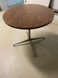 Table -round
