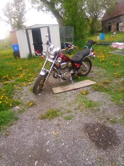 1985 yamaha virago xv 1000 runs and drives good only thing that dont work is the speedo wich is the...