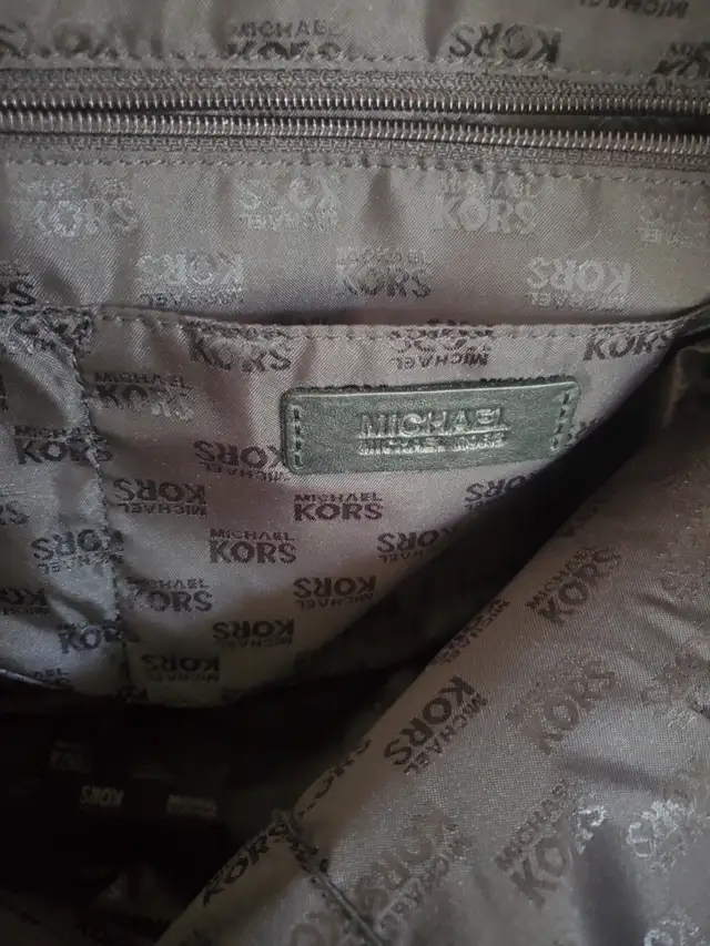 Michael Kors Bag in Women's - Bags & Wallets in London - Image 6