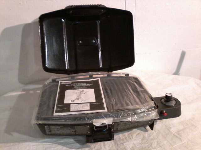 Coleman Portable BBQ **REDUCED** in BBQs & Outdoor Cooking in Kawartha Lakes - Image 3