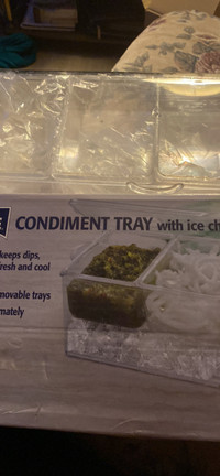 Condiment tray